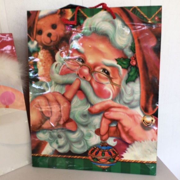 LOT OF 10 CHRISTMAS GIFT BAGS - Picture 6 of 11